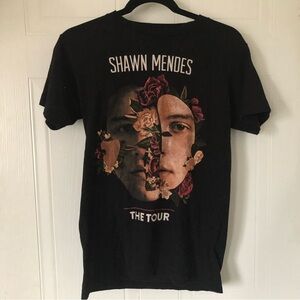 Shawn Mendes Band Tour graphic Tee(2019)
